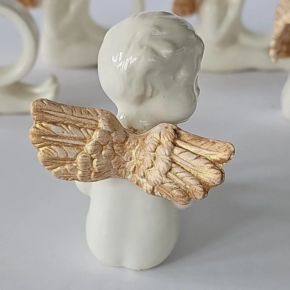 Vtg Victorian Cherub Angel Gold Wing Napkin Holder Ring‎ Set 5 Cottagecore 1925